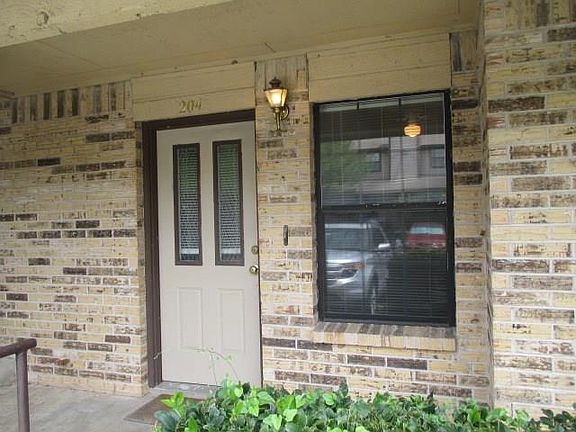 3rd image of 7800 Northcrest Blvd APT 204
