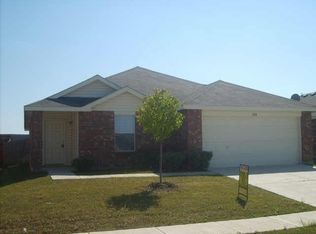 1504 Castle Ridge Rd, Fort Worth, TX 76140