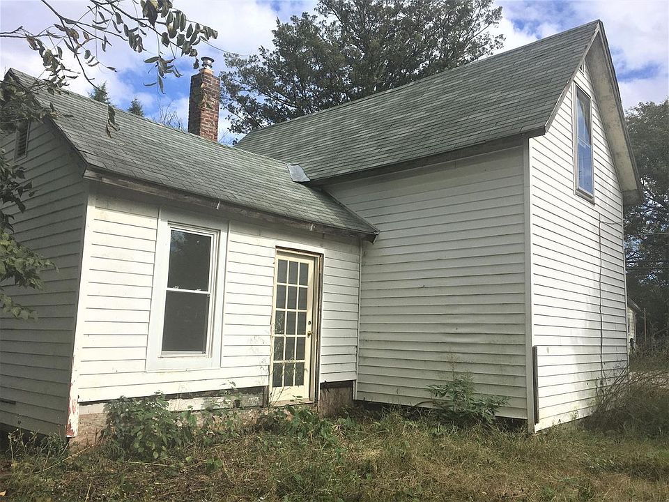 1st image of 302 Converse Ave
