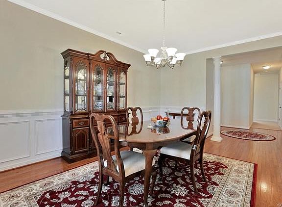 5th image of 2921 Ridgewood Park Ct