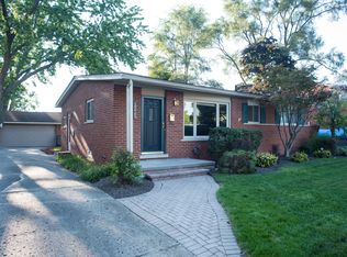 19649 Hardy St, Livonia, MI 48152