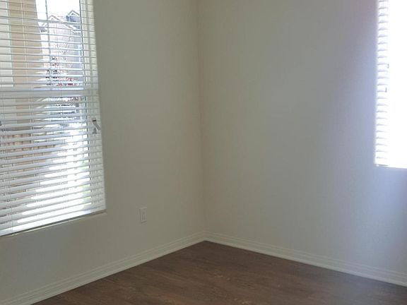 2nd image of 691 Nile River Dr