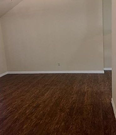 4th image of 2910 Whisper Oaks Ln #A