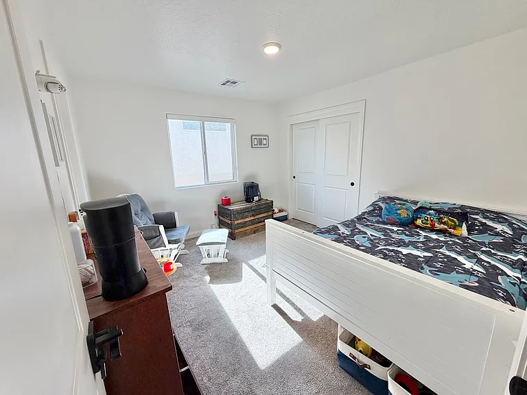 1436 E White Hollow Ln — Photo 21