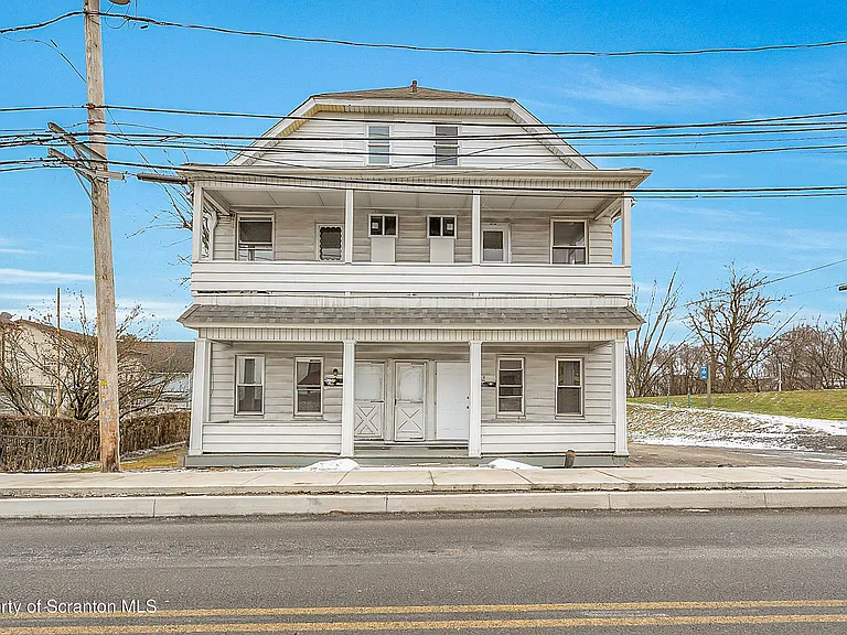 6 Green Ridge St #2 — Photo 5
