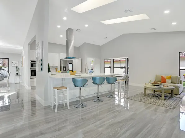 9050 NW 49 Place, Coral Springs, FL 33067