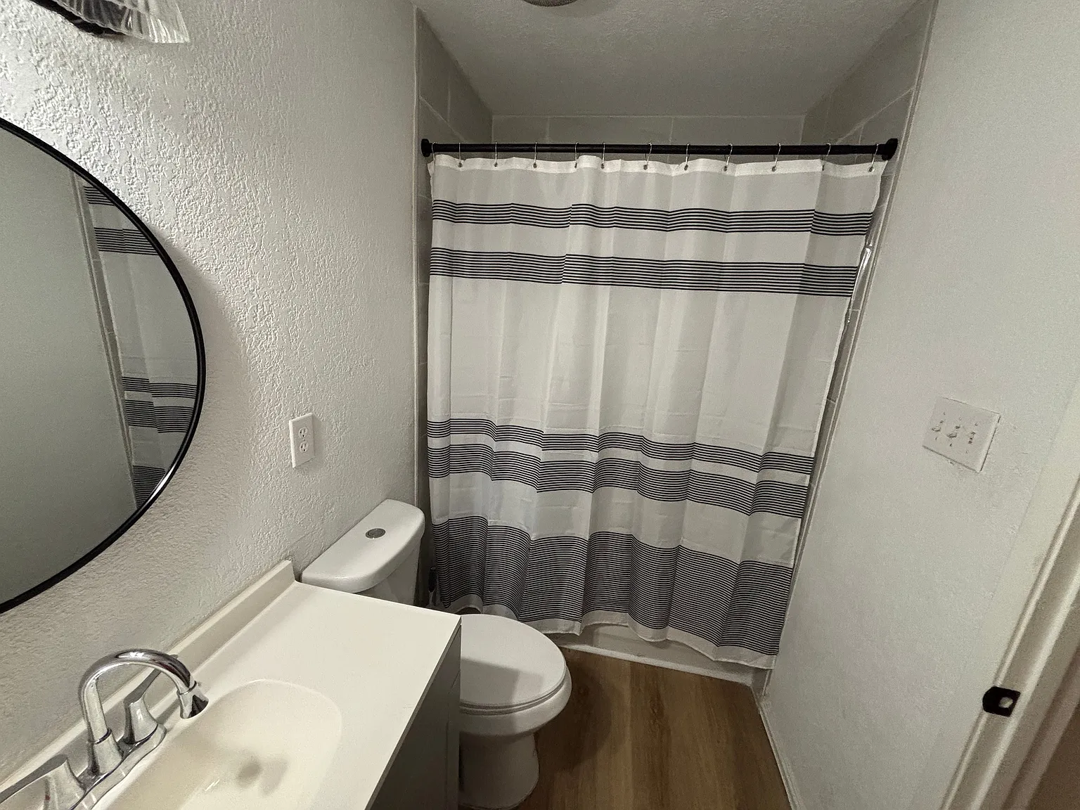 1303 Santa Rosa Dr — Photo 4