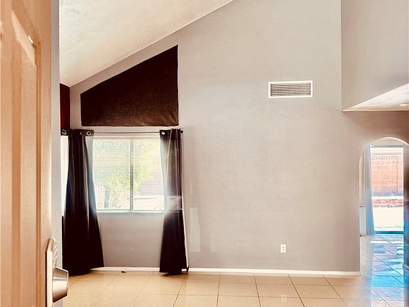 5th image of 156 Wynntry Dr