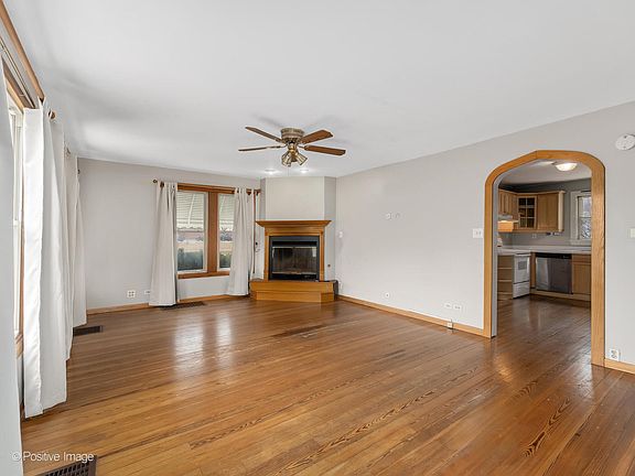 5th image of 4817 Belmont Rd
