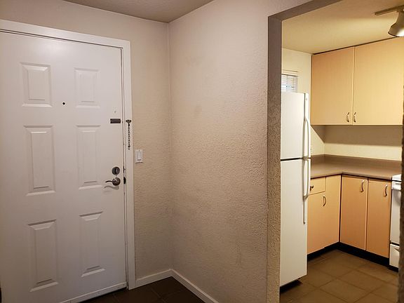 5th image of 12613 SE 41st Pl