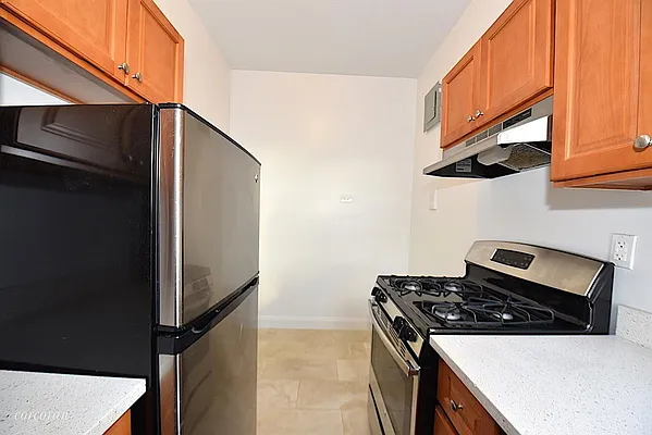 Rented by Corcoran | media 6