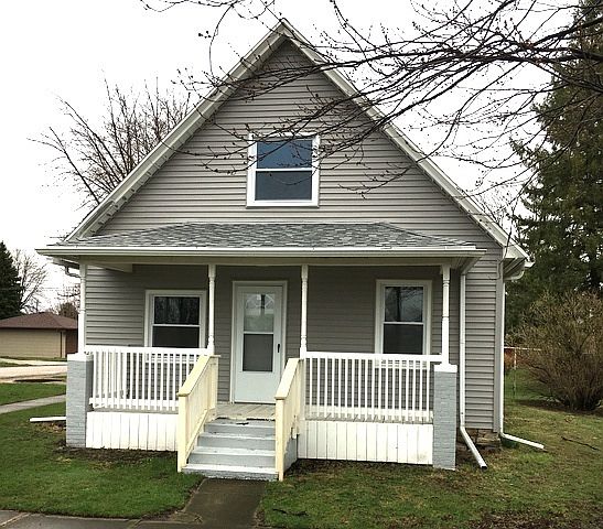 1st image of 303 S La Salle Ave
