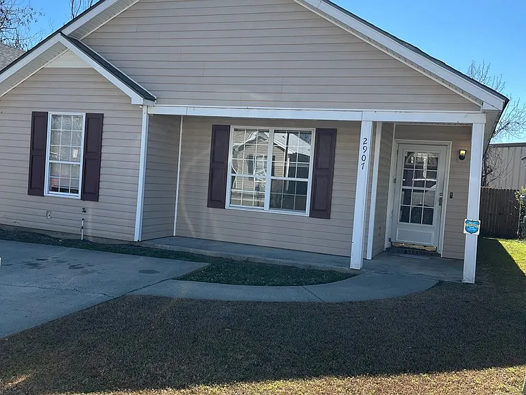 2907 Callaway Cir — Photo 2