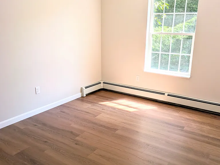 637 River Rd #B — Photo 13