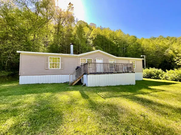 2835 Stratton Frk, Canada, KY 41519