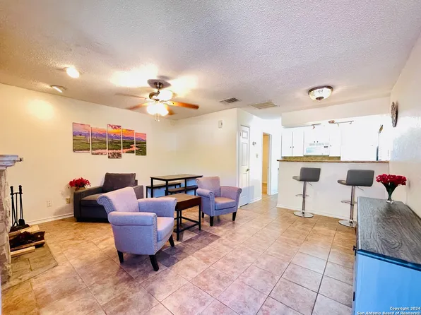4107 Medical Dr. #8102, San Antonio, TX 78229