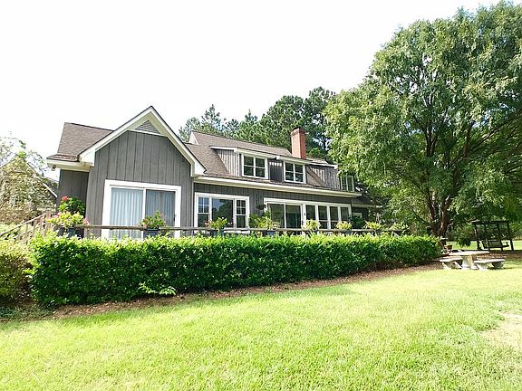 4th image of 7233 Northgate Dr E