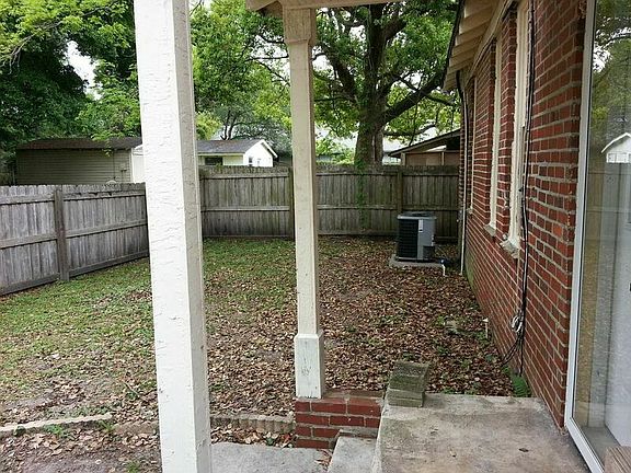 3rd image of 4623 Shelby Ave