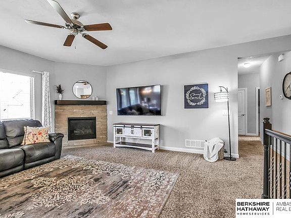 5th image of 14807 S 24th St