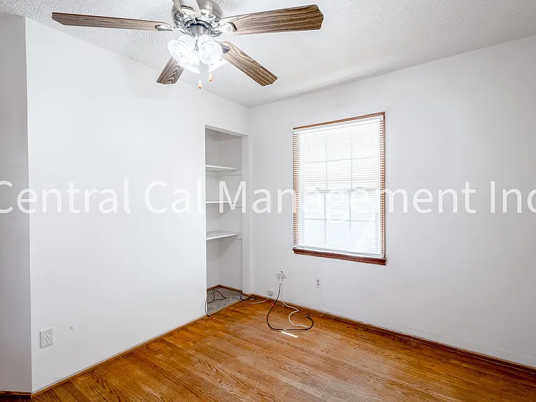 627 Hood Dr — Photo 14
