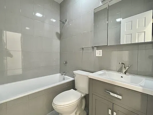 Rented by Tungsten Properties | media 10