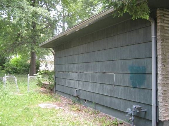 2nd image of 8000 E 92nd St