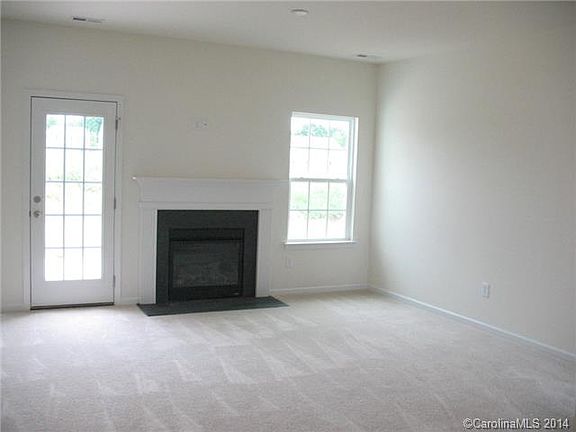 3rd image of 123 Olivia Ln