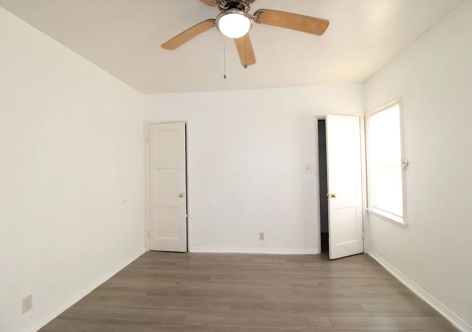2816 W Vernon Ave — Photo 4