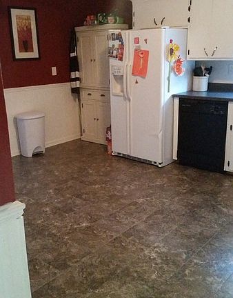 3rd image of 411 N Chicago Ave