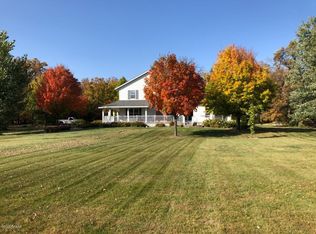 12797 Oak Grove Dr, Thief River Falls, MN 56701