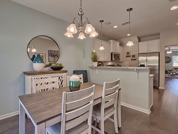 4th image of 203 Fern Hollow Way