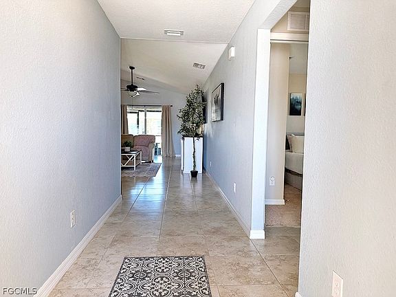 4th image of 1213 NW 19th Ter