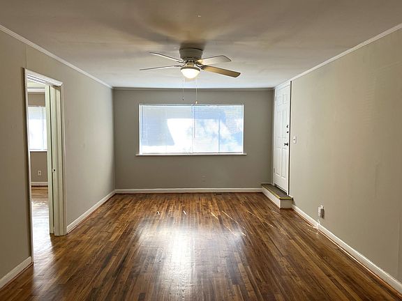 2nd image of 422 General Winship Dr S