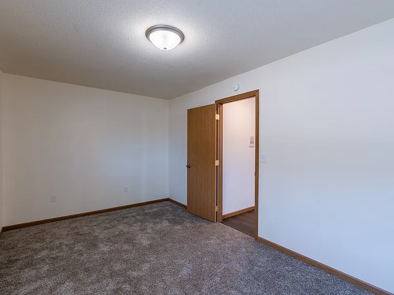 Fargo, ND Westwood Apartments | Bedroom