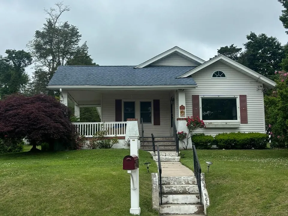 1023 Old Mill Rd