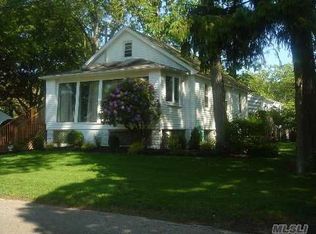 51 Freya Rd, Rocky Point, NY 11778