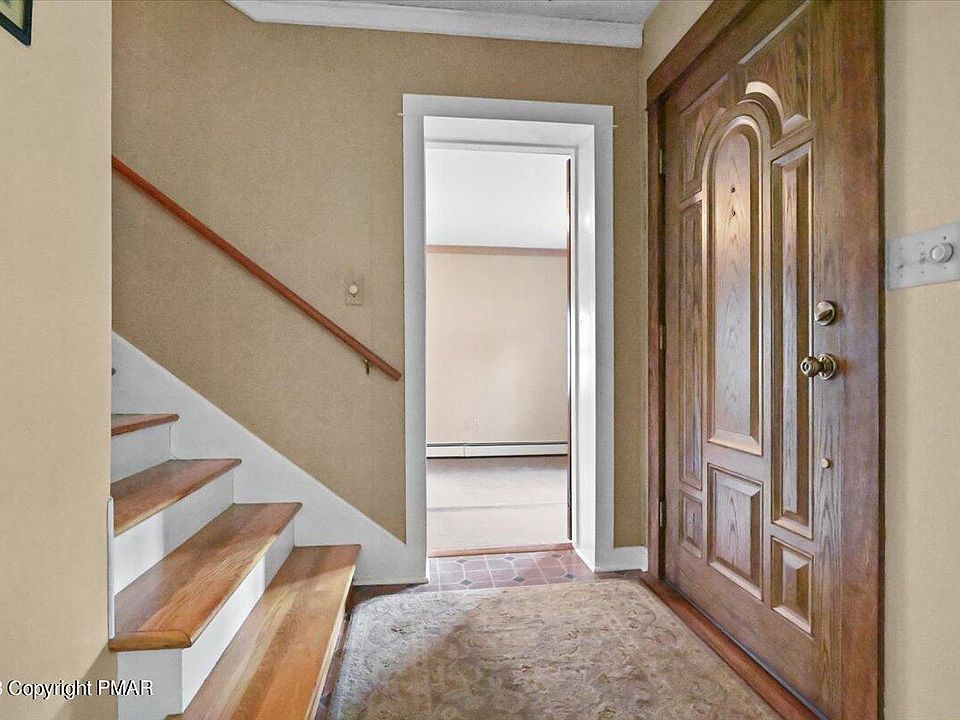 1016 Chipperfield Dr Stroudsburg, PA, 18360 Apartments for Rent Zillow