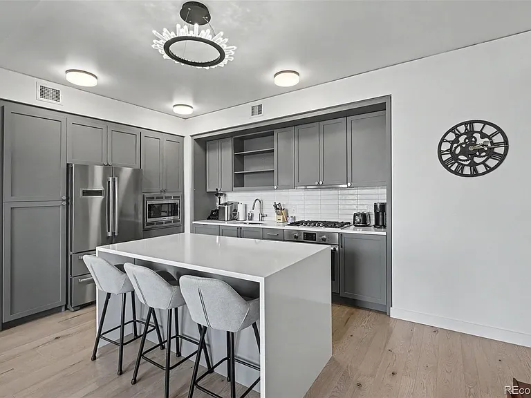 1750 Wewatta St #1521 — Photo 7