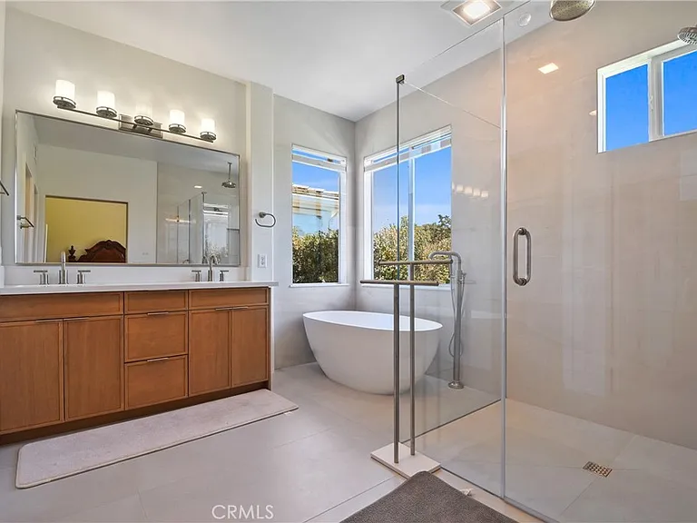 10 Silkwood — Photo 16