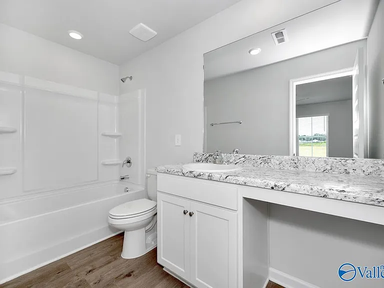 4121 Hudson Ct — Photo 17