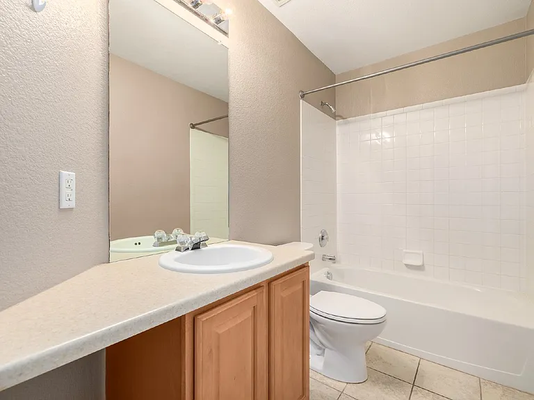 16605 E Auburn Hills Dr — Photo 25