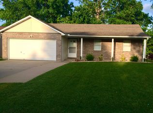 1982 Longview Dr, Cape Girardeau, MO 63701
