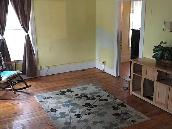 2nd image of 51 Park St