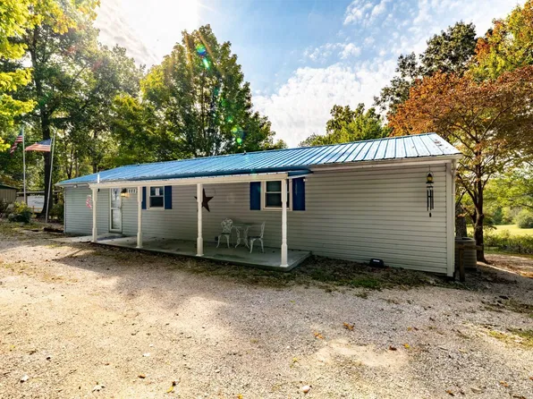 225 Hunter Ln, Rutledge, TN 37861