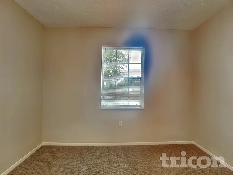 7503 Leon Ave — Photo 12