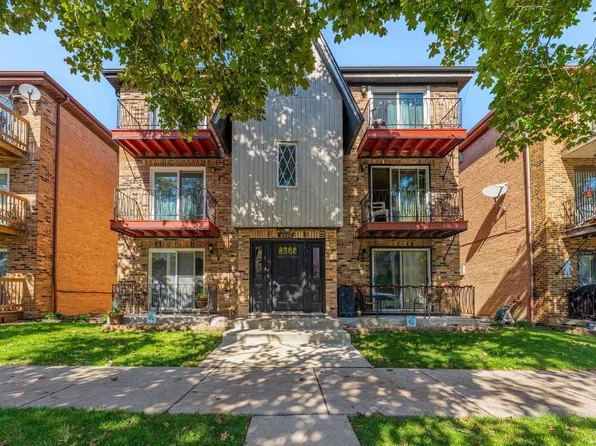 6650 W 64th Pl APT 3W, Chicago, IL 60638