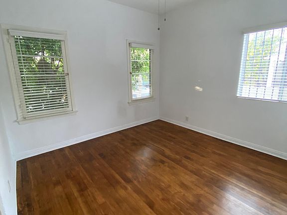 2nd image of 842 N Formosa Ave #0