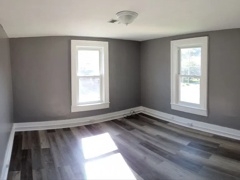 215-217 W Main St — Photo 10