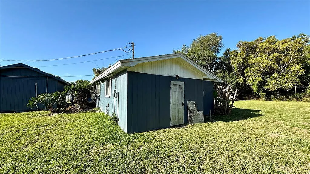 Building Photo - 1314 N Combee Rd #4