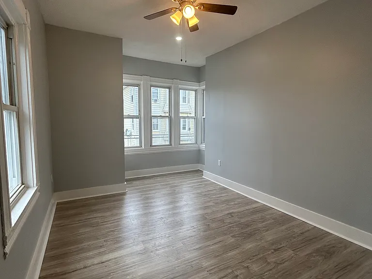 90 Quequechan St #2 — Photo 8